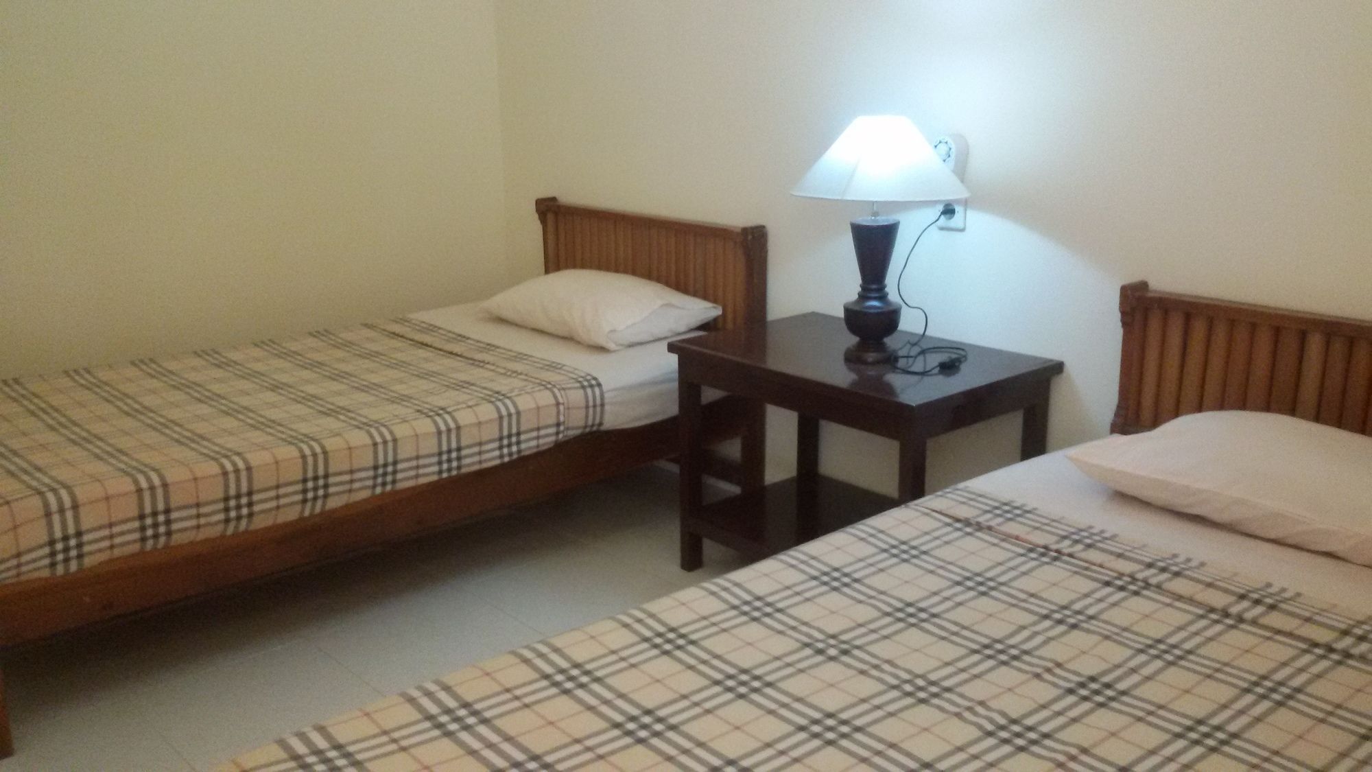Lovina Beach Hotel Buleleng Exterior foto