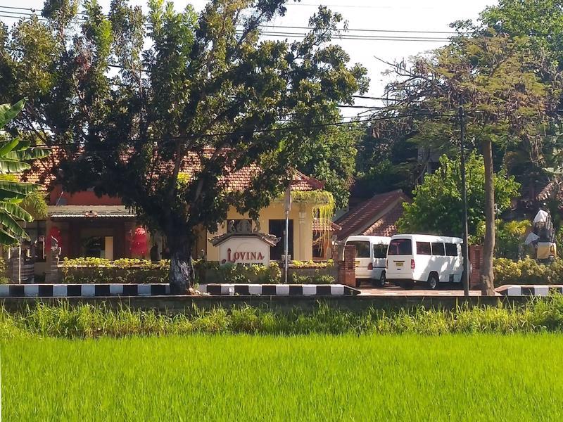 Lovina Beach Hotel Buleleng Exterior foto
